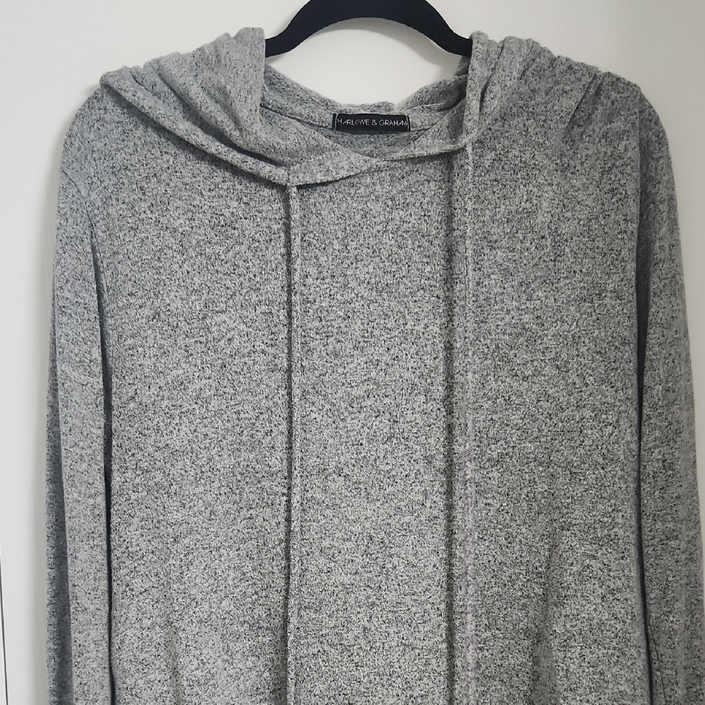 Harlowe & Graham Heathered Gray Knit Hoodie